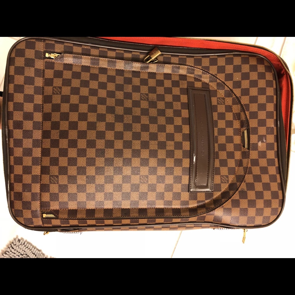 Authentic Louis Vuitton Pagase Luggage Pullie